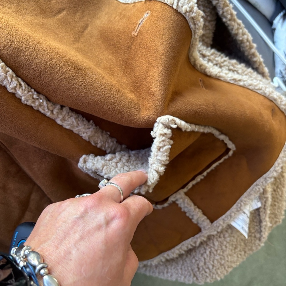 Carhartt Brown Teddy Jacket with Cream Accents - Picture 10 of 10